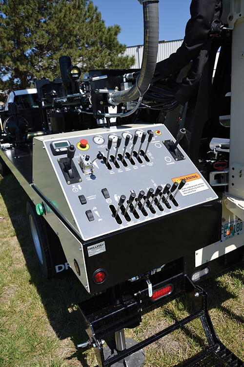 The control panel makes training new drillers easy and features durable, mechanical controls.