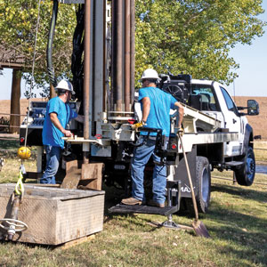 DRILLMAX® well drill rig by Geoprobe® makes drilling water wells efficient and safe, while size makes water drill convenient for residential sites.